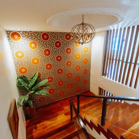 Sugarland Hotel Баколод Экстерьер фото