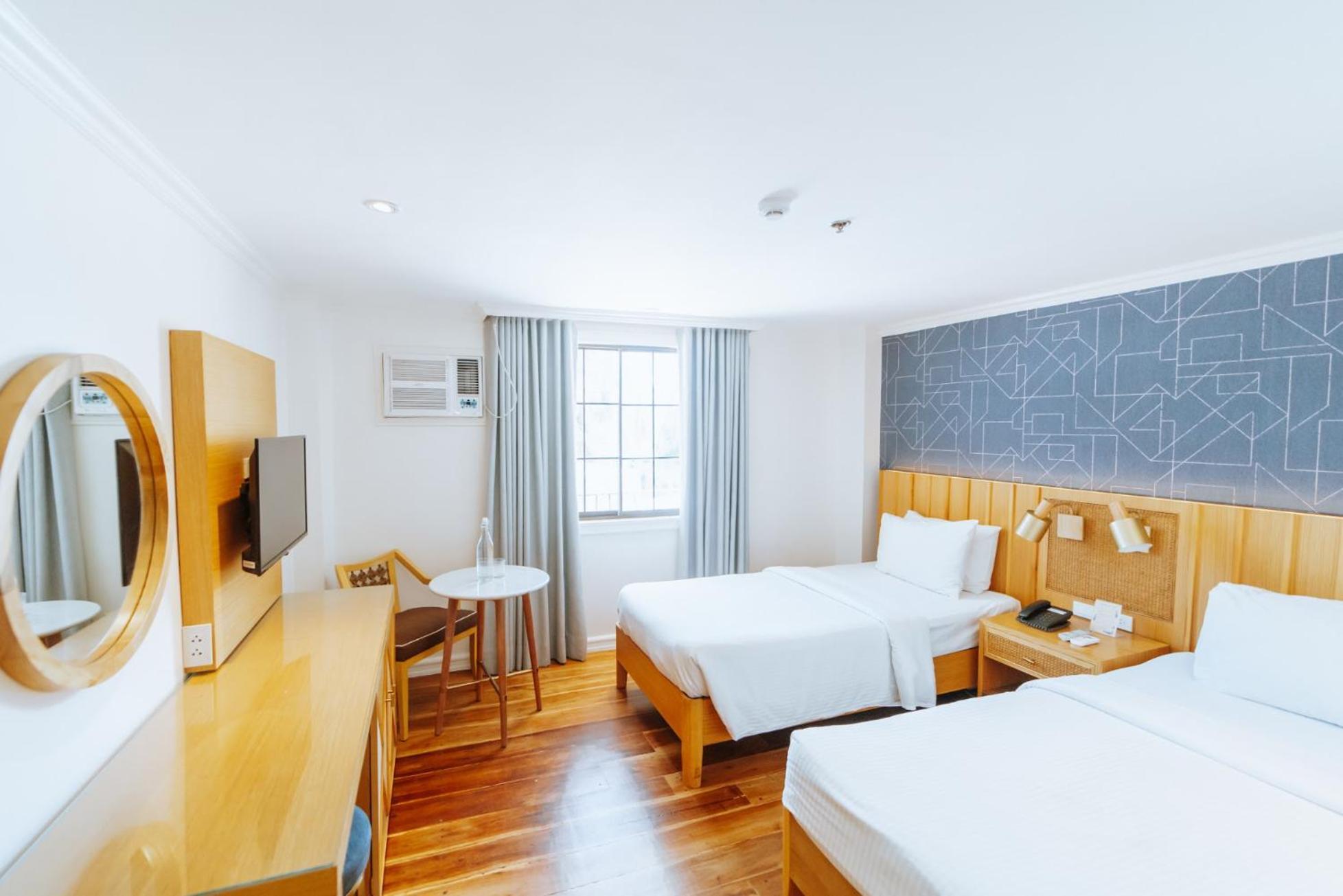 Sugarland Hotel Баколод Экстерьер фото